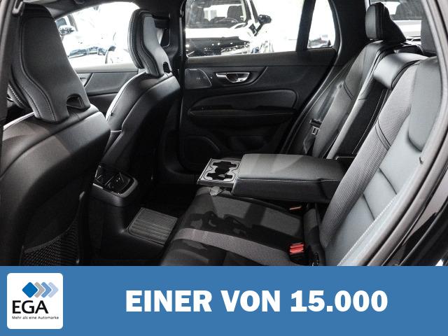 Volvo V60 T8 AWD Ultra Dark Recharge Plug-In Hybrid Twin Engine EU6d