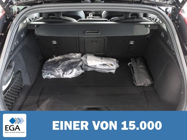 Volvo V60 T8 AWD Ultra Dark Recharge Plug-In Hybrid Twin Engine EU6d