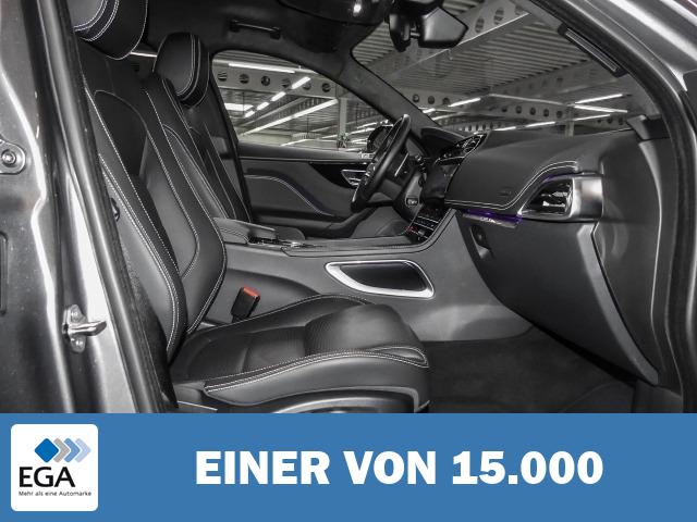 Jaguar F-Pace R-Sport AWD 25d EU6d-T Allrad AHK-abnehmbar Navi Leder Meridian LED Sperr
