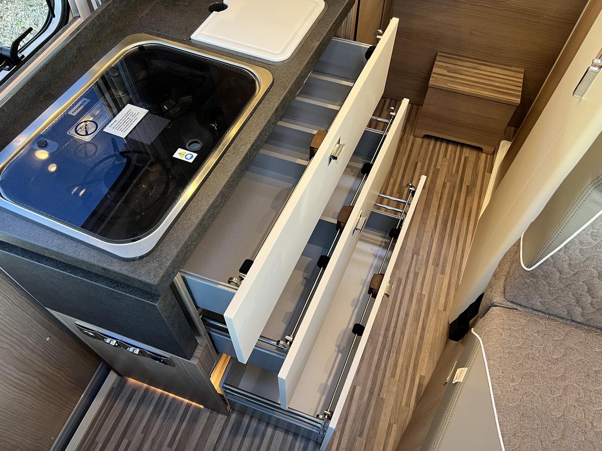 Malibu Diversity 600 DB K Bullaugen+Chassis-Plus-Paket