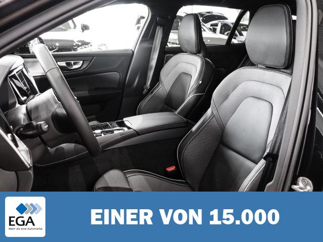 Volvo V60 T8 AWD Ultra Dark Recharge Plug-In Hybrid Twin Engine EU6d