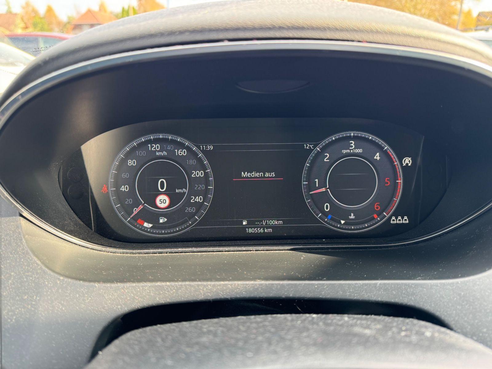 Jaguar E-Pace MFL NAVI AHK SPUR ACC LED Kamera SHZ TOP