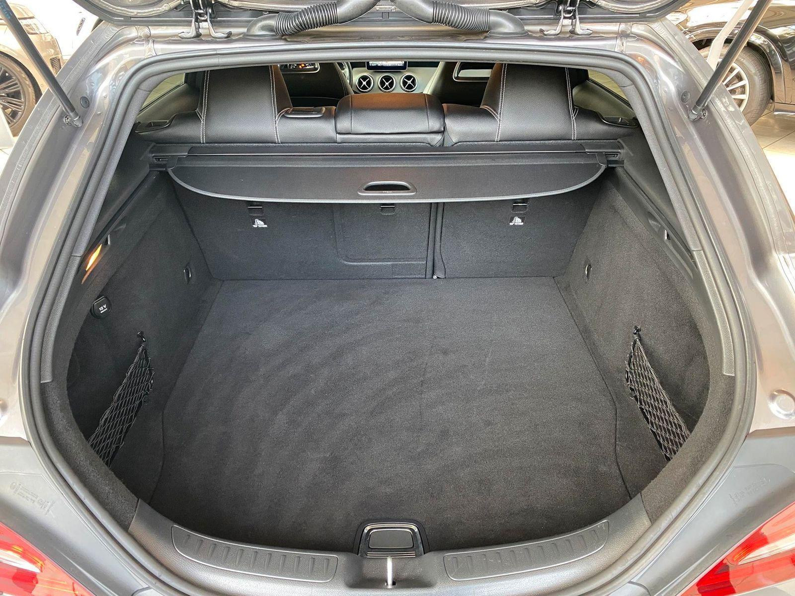 Mercedes-Benz CLA 180 Shooting Brake CLA Shooting Brake 180 Urban*PANO*TPM*NAV*SHZ*BT