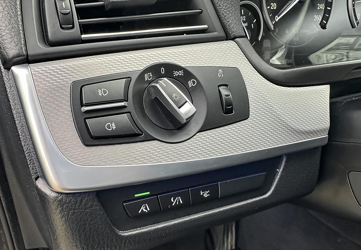 BMW 530 d xDrive M Sport Paket Panorama Hifi Head Up
