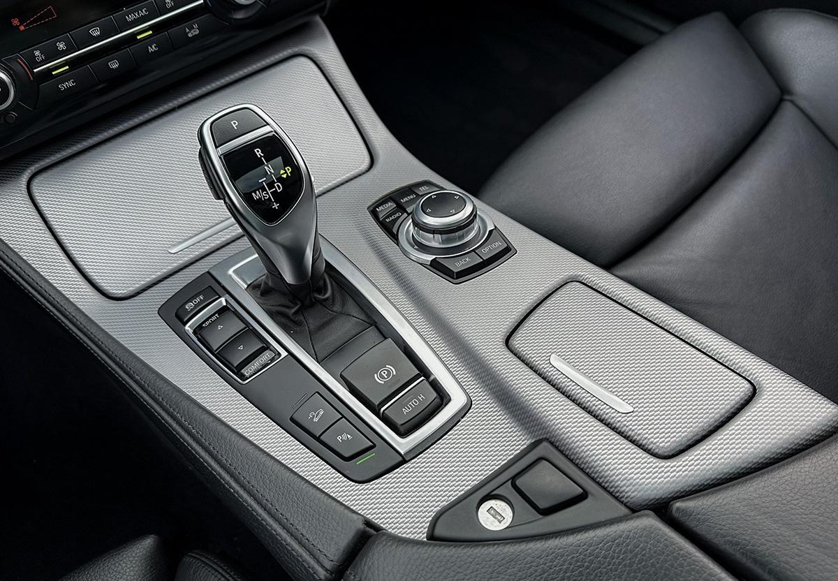 BMW 530 d xDrive M Sport Paket Panorama Hifi Head Up
