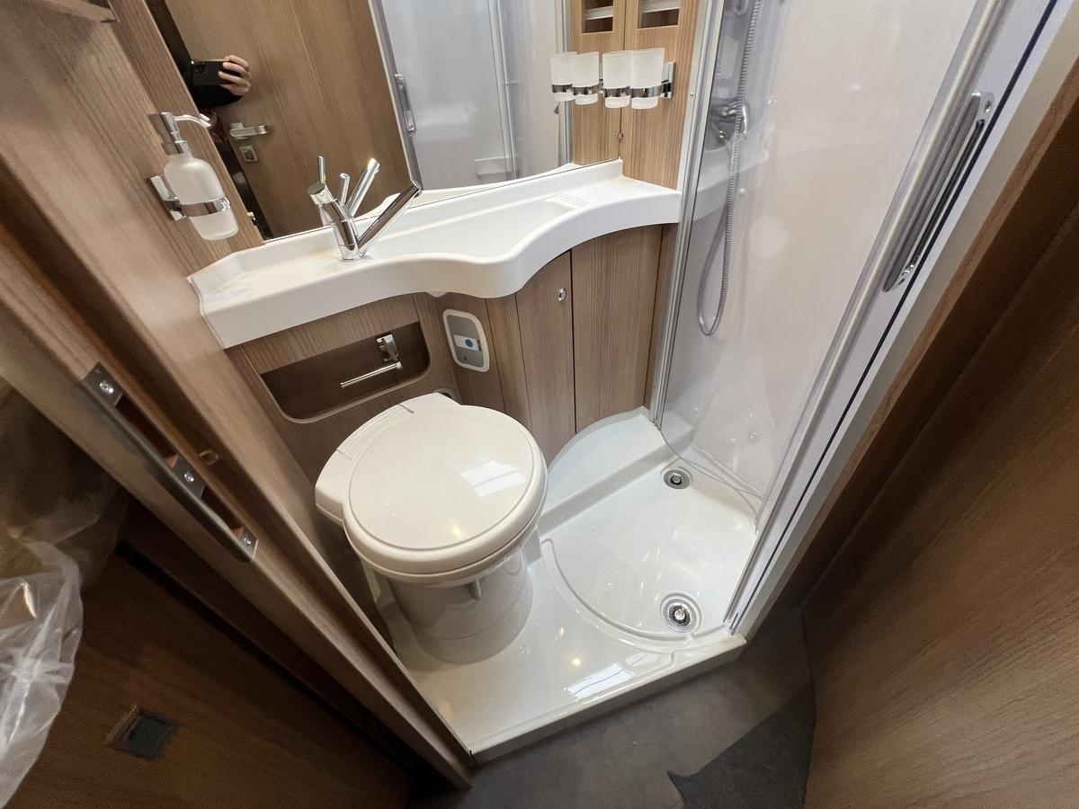 Malibu I 430 KB LE Lithium+Solar+Markise+TV+Backofen+Truma 6E