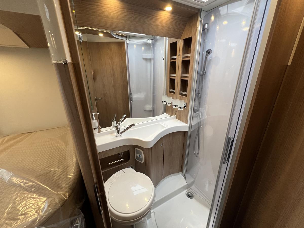 Malibu I 430 KB LE Lithium+Solar+Markise+TV+Backofen+Truma 6E