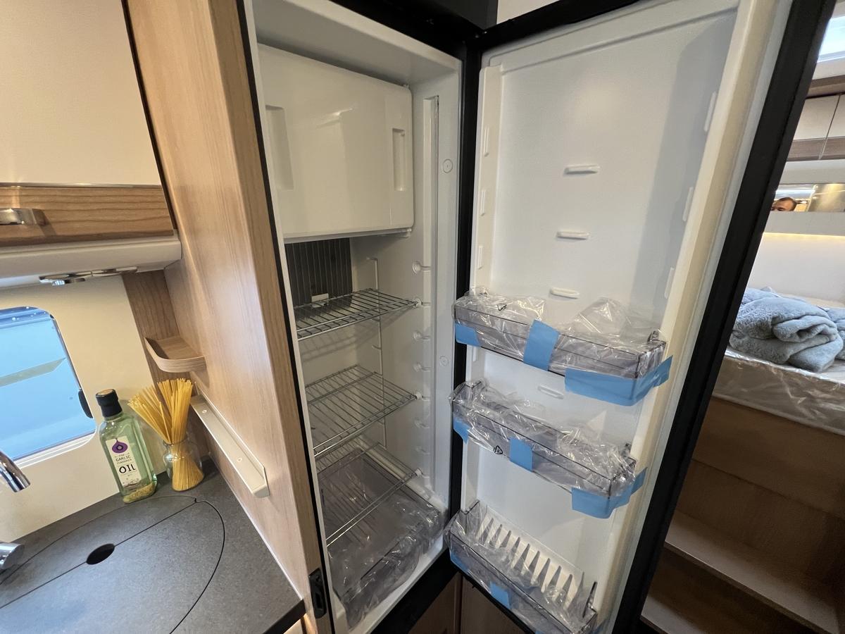 Malibu I 430 KB LE Lithium+Solar+Markise+TV+Backofen+Truma 6E