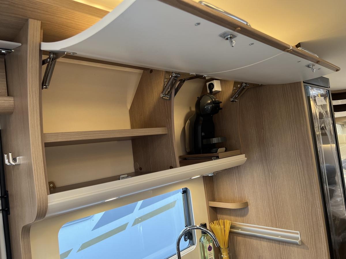 Malibu I 430 KB LE Lithium+Solar+Markise+TV+Backofen+Truma 6E