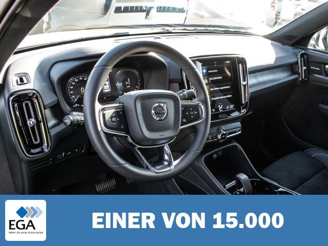 Volvo XC40 Plus Dark Recharge Plug-In Hybrid 2WD T5 Twin Engine EU6d StandHZG Navi dig