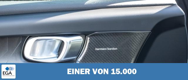 Volvo XC40 Plus Dark Recharge Plug-In Hybrid 2WD T5 Twin Engine EU6d StandHZG Navi dig