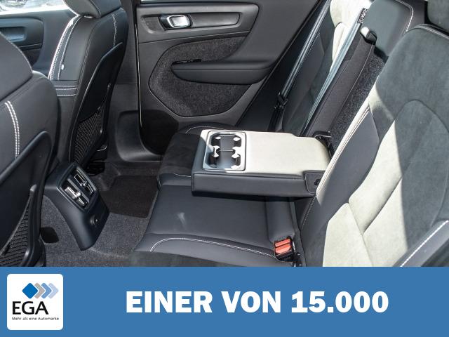 Volvo XC40 Plus Dark Recharge Plug-In Hybrid 2WD T5 Twin Engine EU6d StandHZG Navi dig