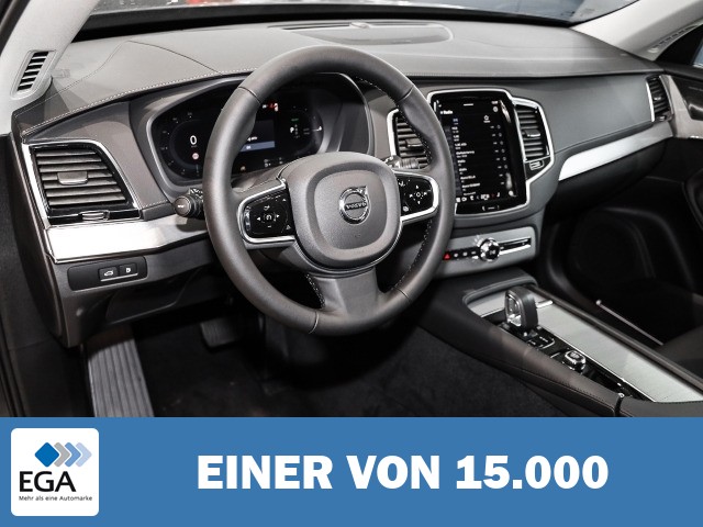 Volvo XC90 T8 AWD Plug-in Hybrid Plus Dark 7-Sitzer Licht-Paket StandHZG Navi Leder Di