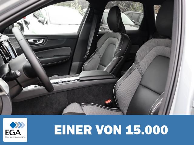 Volvo XC60 Plus Dark AWD B5 Benzin EU6d Allrad Leder digitales Cockpit Memory Sitze So