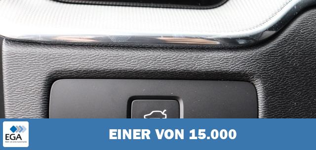 Volvo XC60 Plus Dark AWD B5 Benzin EU6d Allrad Leder digitales Cockpit Memory Sitze So