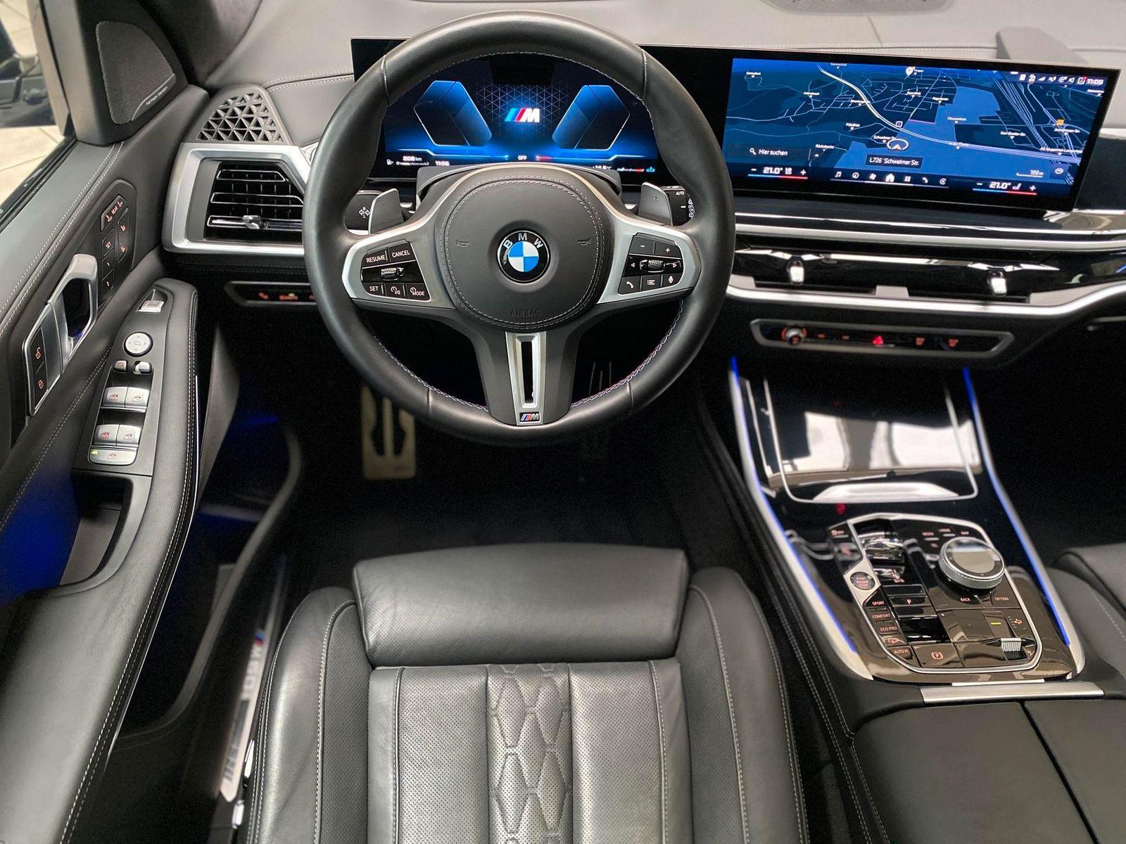 BMW X7 M60 i*MASSAGE*STDHZG*AHK*LEDER*GLAS*