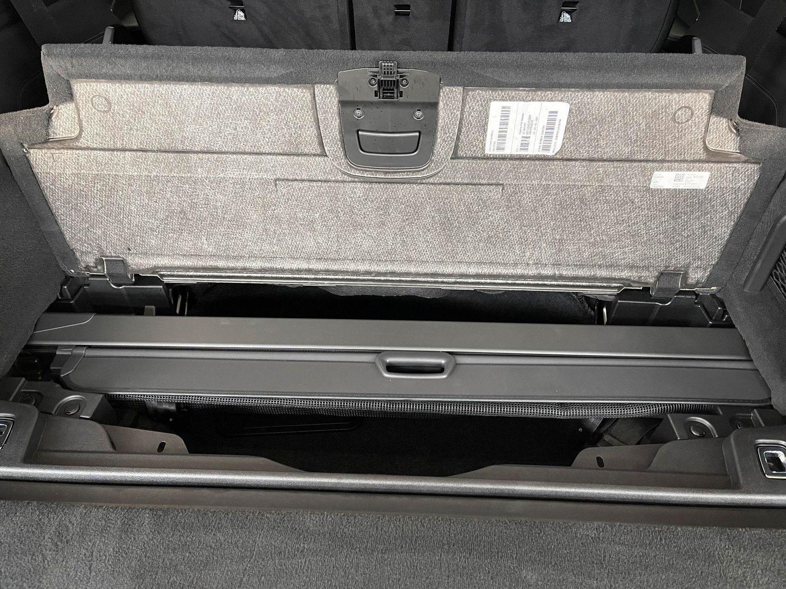 BMW X7 M60 i*MASSAGE*STDHZG*AHK*LEDER*GLAS*