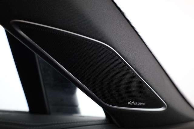 Volkswagen Touareg 3.0 TDI V6 R-LINE Black, 22-Zoll, AHK, Dynaudio, P