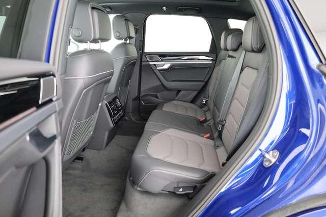 Volkswagen Touareg 3.0 TDI V6 R-LINE Black, 22-Zoll, AHK, Dynaudio, P