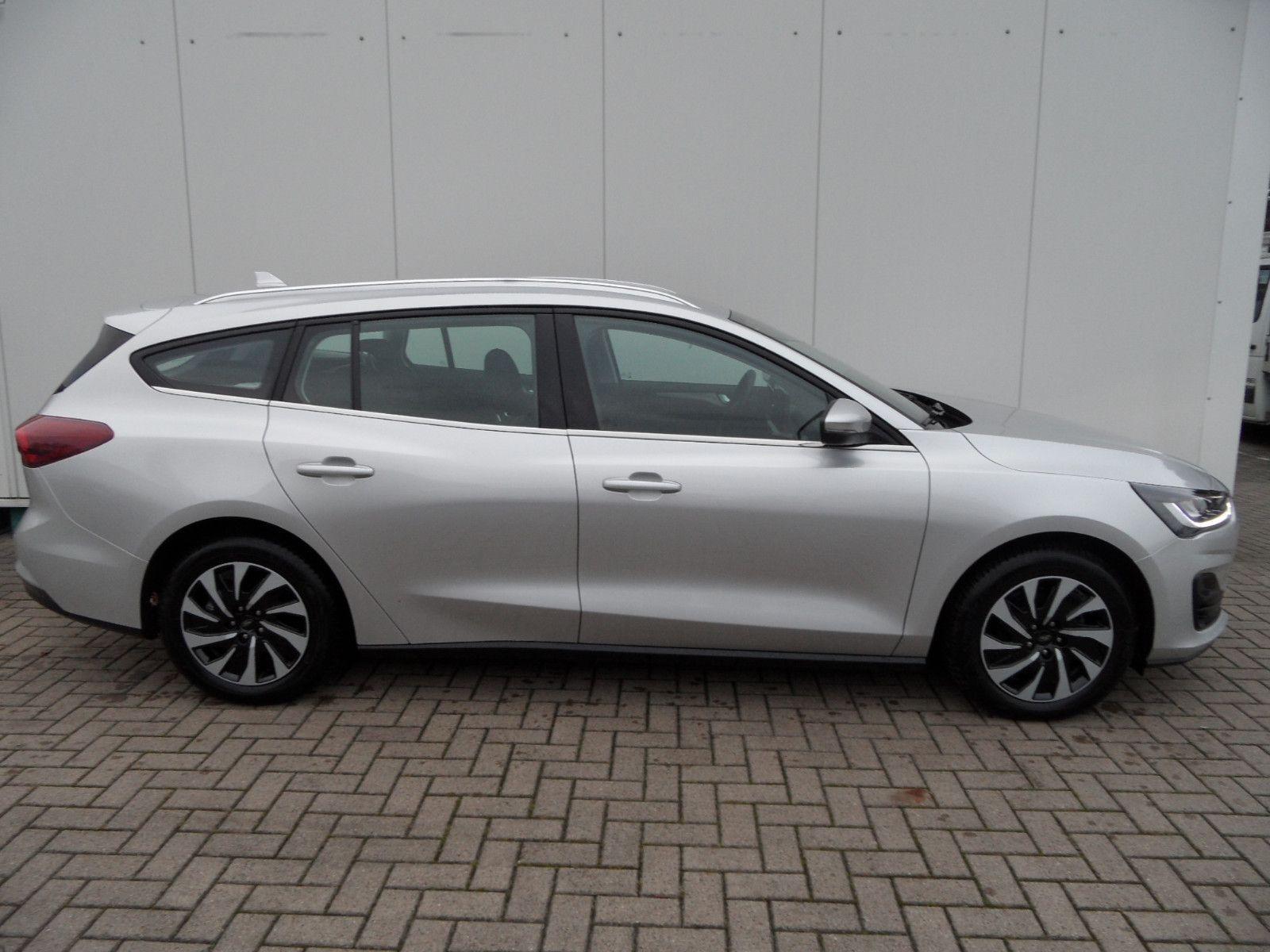 Ford Focus 1,0 Turnier Titanium+Navi-SYNC4+Sitzhzg.