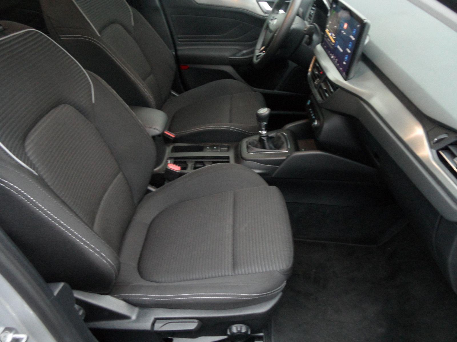 Ford Focus 1,0 Turnier Titanium+Navi-SYNC4+Sitzhzg.