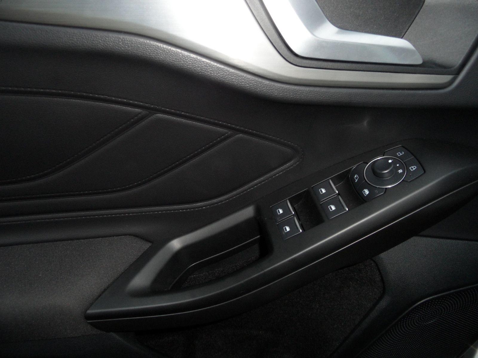 Ford Focus 1,0 Turnier Titanium+Navi-SYNC4+Sitzhzg.
