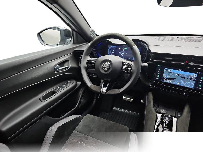 Alfa Romeo Junior ELETTRICA 54 KWH SPECIALE TECHNOLOGIE, SPORT-PAKET