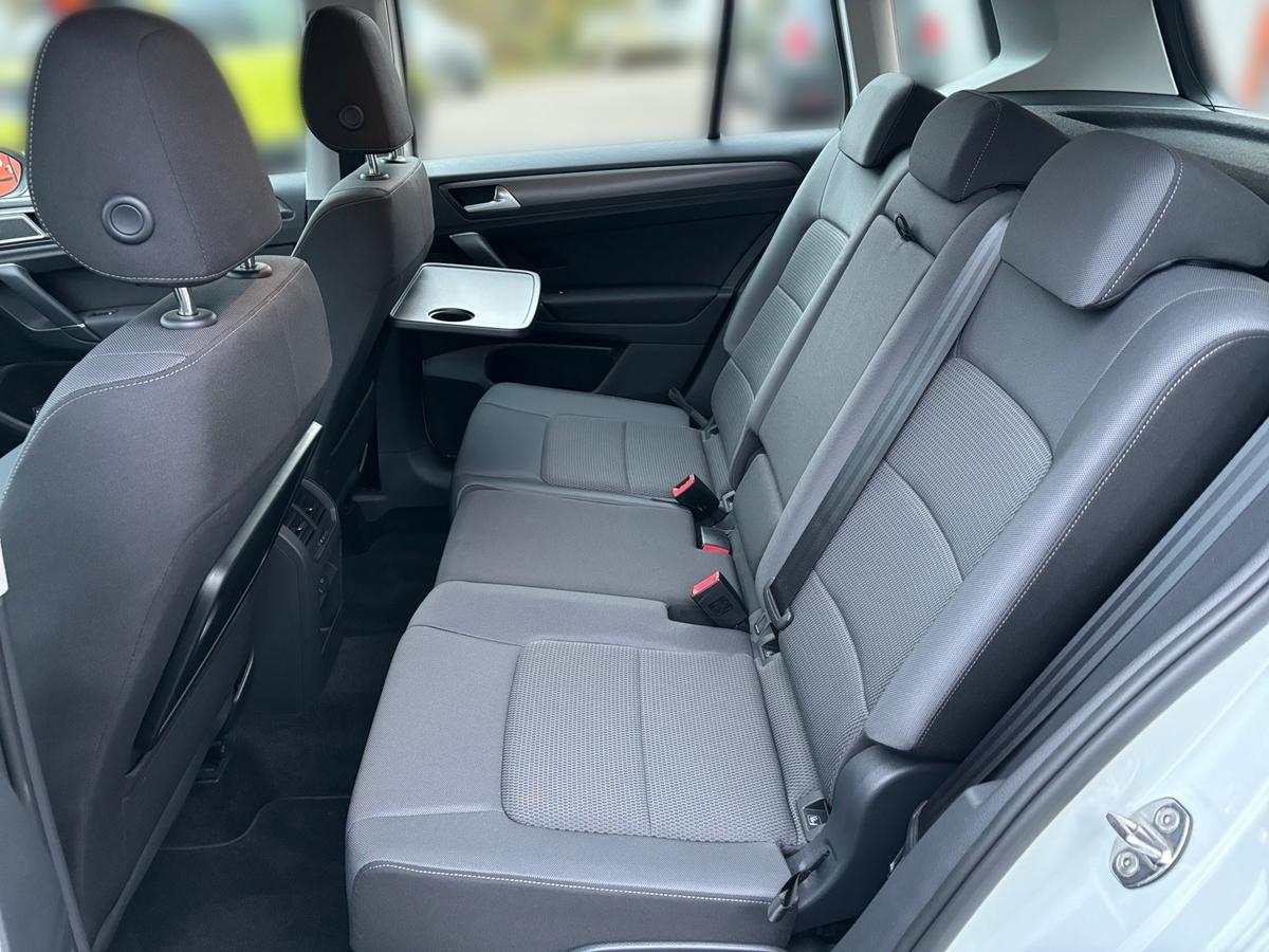 Volkswagen Golf Sportsvan 1.5 TSI Comfortline,Standheizung,Kamera,Sitzh