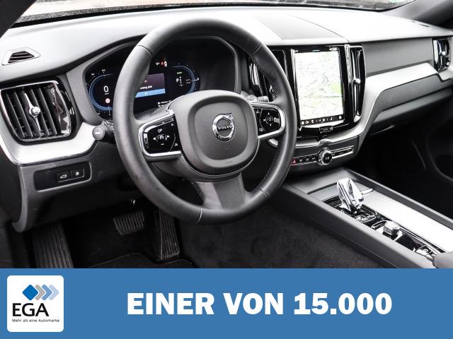 Volvo XC60 Plus Black Edition Recharge Plug-In Hybrid AWD T8 Twin Engine EU6d AD Stand