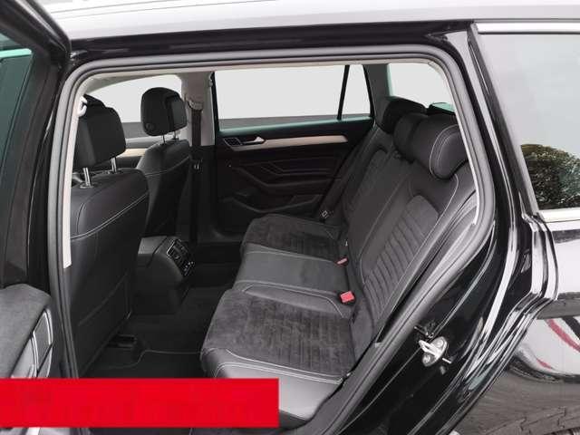 Volkswagen Passat Variant 2.0 TDI DSG Elegance AHK ACC LED