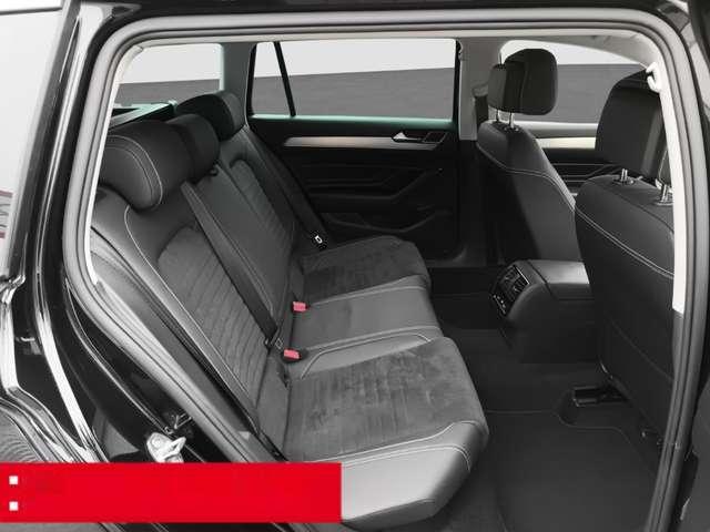 Volkswagen Passat Variant 2.0 TDI DSG Elegance AHK ACC LED