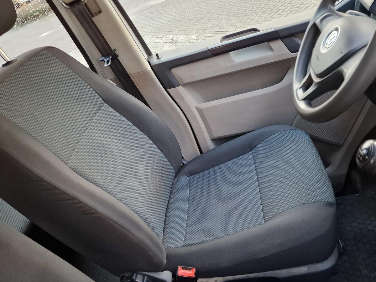 Volkswagen T6 Transporter  2,0 TDi Doka*AHK*Turbo NEU*6-Sitze