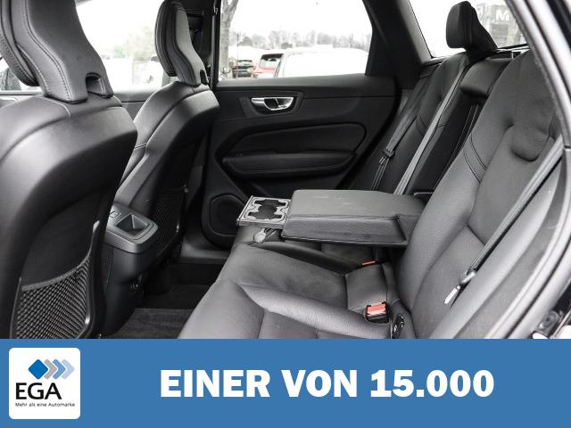 Volvo XC60 Plus Dark AWD B5 Benzin EU6d digitales Cockpit Memory Sitze Soundsystem Har