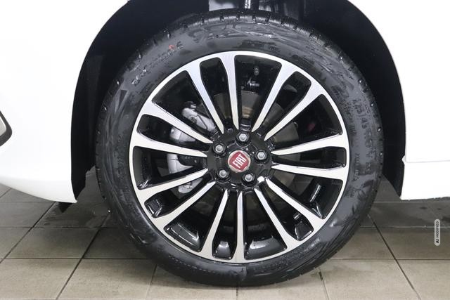 Fiat Tipo 5-Türer CITY LIFE 1.0 T3 74kW Navigationssystem, Sicherheits-Plus-Paket, Co