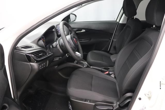 Fiat Tipo 5-Türer CITY LIFE 1.0 T3 74kW Navigationssystem, Sicherheits-Plus-Paket, Co