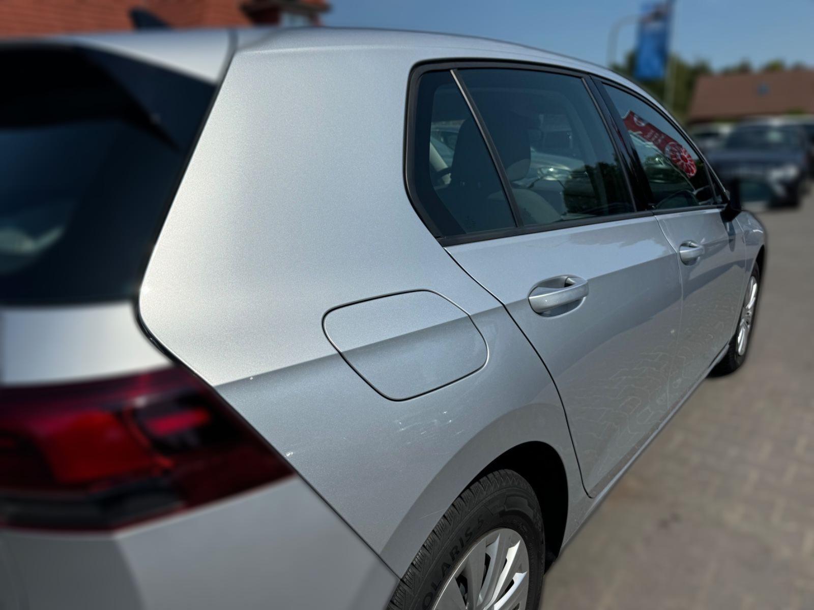 Volkswagen Golf VIII 2,0 TDI Limousine,PDC,VCockpit,1HD,TOP