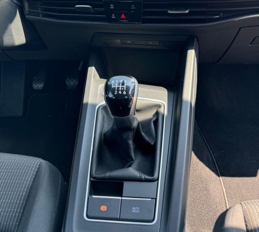Volkswagen Golf VIII 2,0 TDI Limousine,PDC,VCockpit,1HD,TOP
