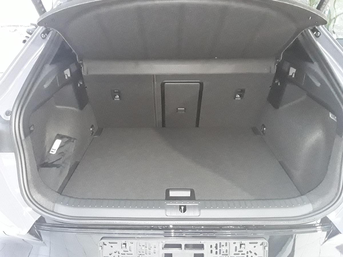 Cupra Formentor 2.0 TSI VZ 4Drive, AHK, Verkauf im Kundenauftrag!