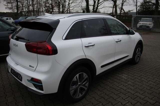 Kia Niro e-Niro Spirit (3 Phasen On-Board-Lader)