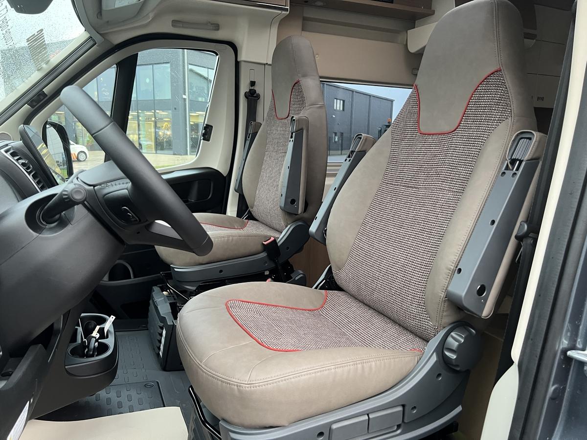 Malibu Diversity 640 LE K GT Skyview ACC+AHK