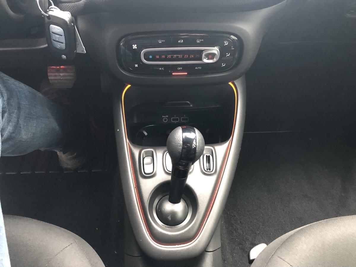 Smart ForTwo EQ*Exclusive*PANO*PTS*ALU*CAM*MEDIA*LED*SHZ*JBL*22kw