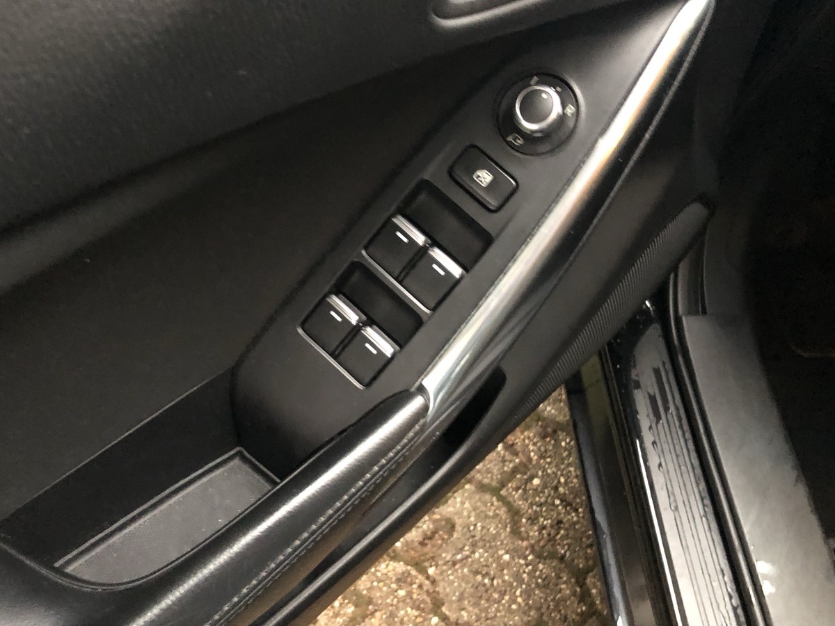 Mazda 6 2.2 SKYACTIVE-D EXCLUSIVE LINE KLIMA PDC SHZ LED NAVI