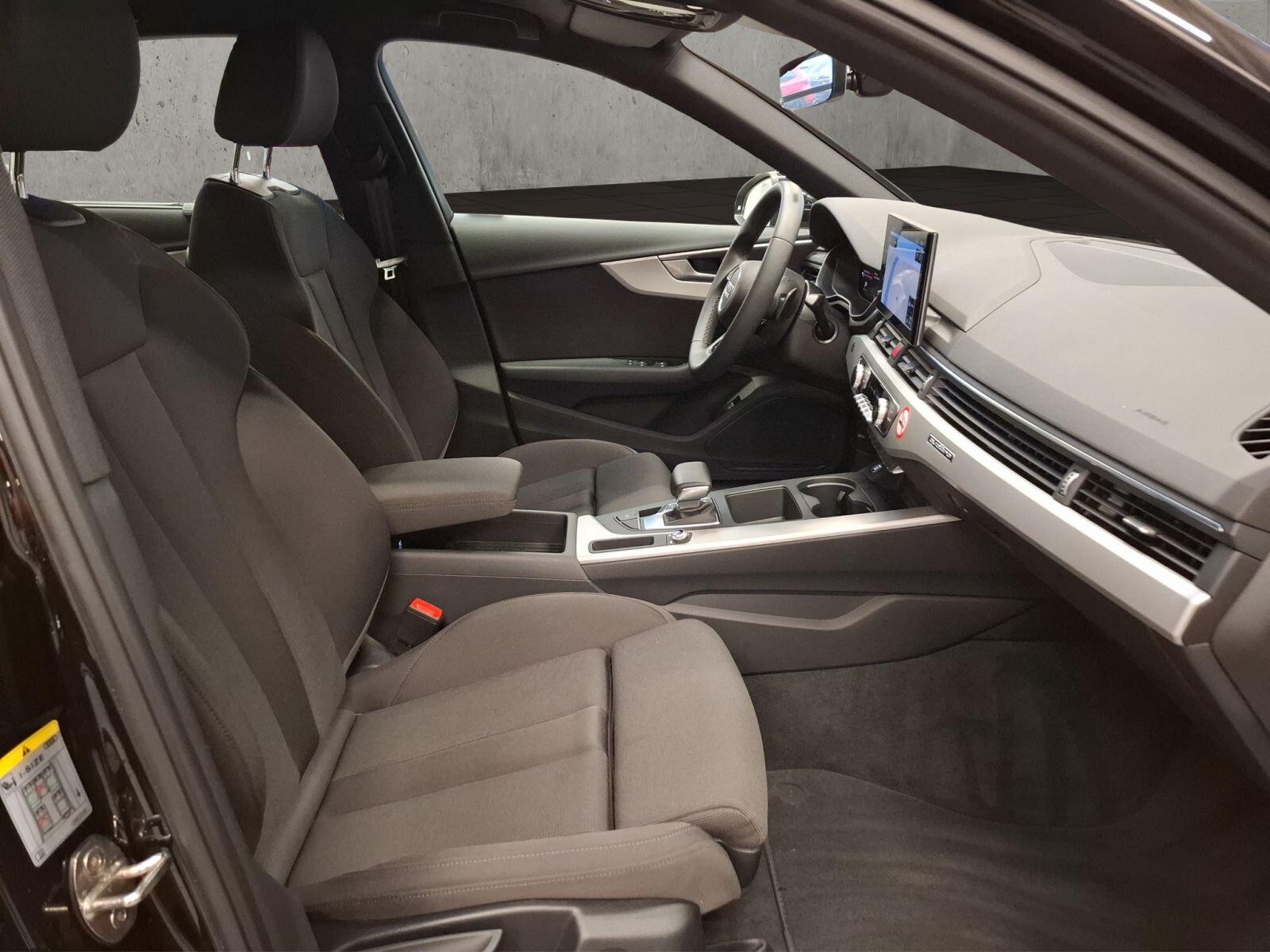 Audi A4 Advanced 40 TFSI quattro 150(204) kW(PS) S tronic