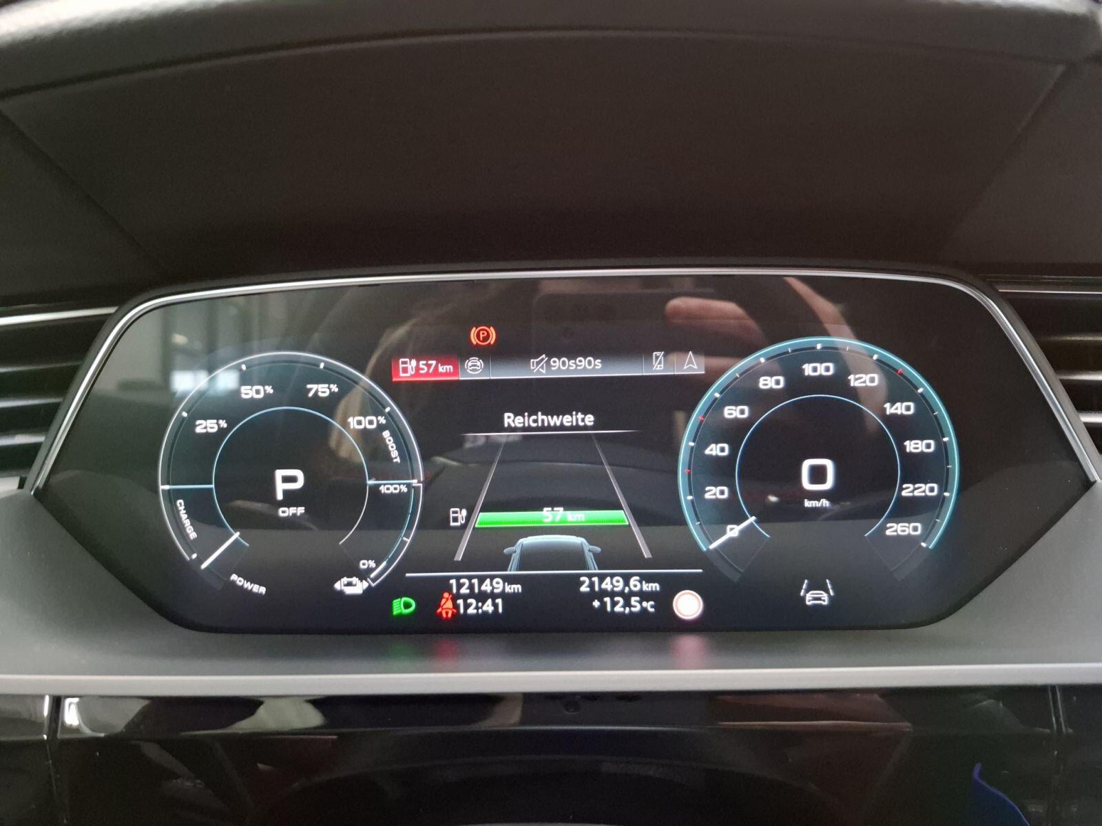 Audi Q8 e-tron S line 55 quattro 300 kW