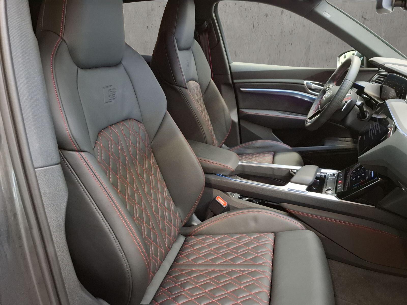 Audi Q8 e-tron S line 55 quattro 300 kW
