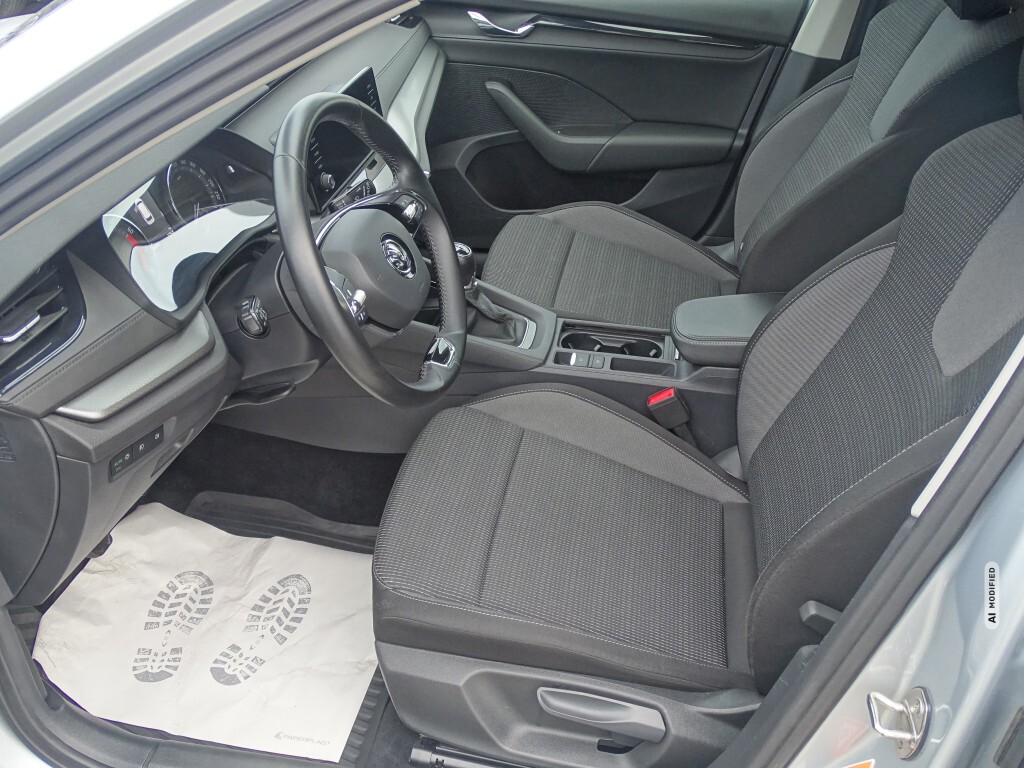 Skoda Octavia 1.0 Active*LED*SMART LINK*DAB*SHZG*RFK*