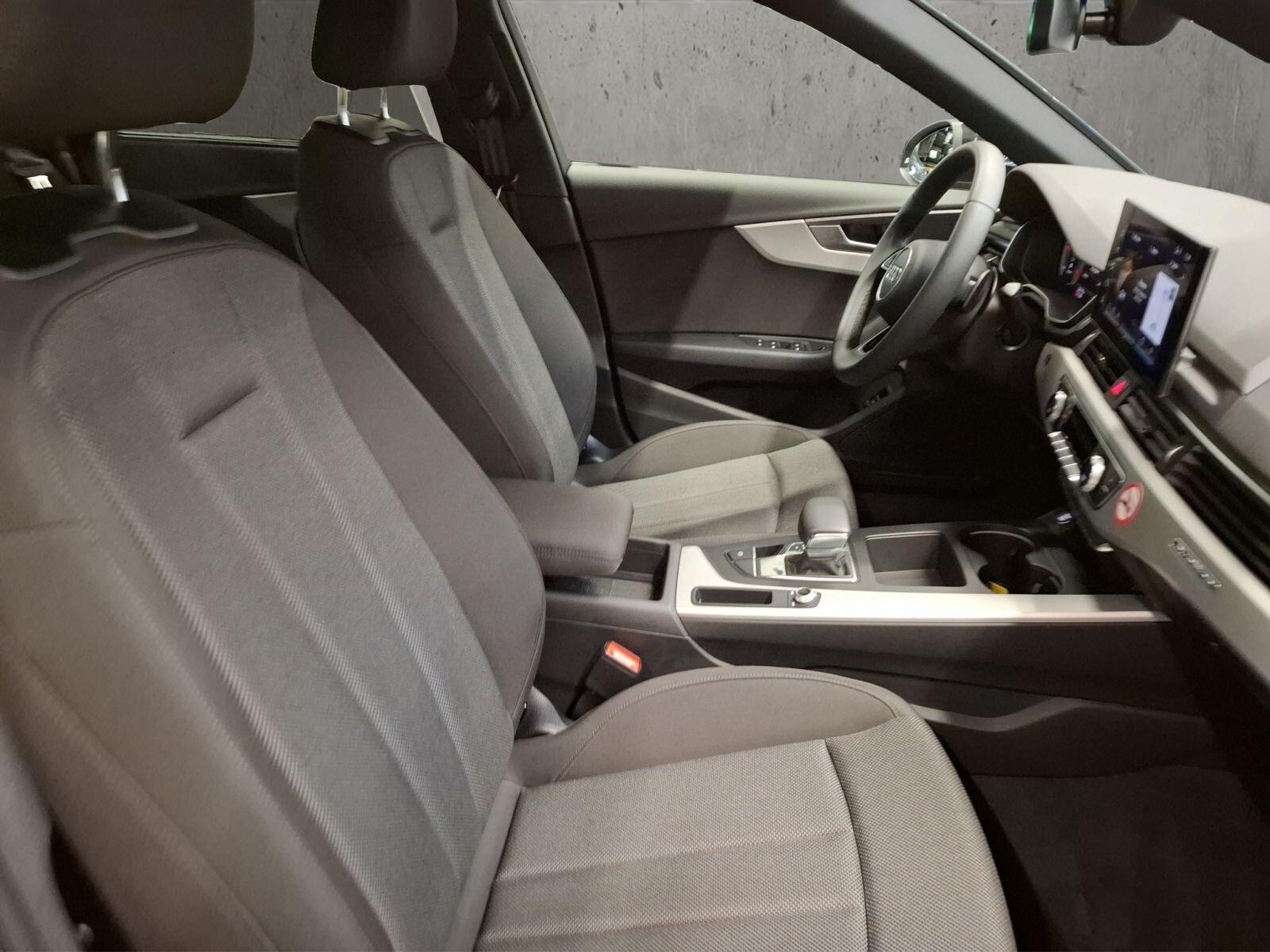 Audi A4 Advanced 40 TDI quattro 150(204) kW(PS) S tronic