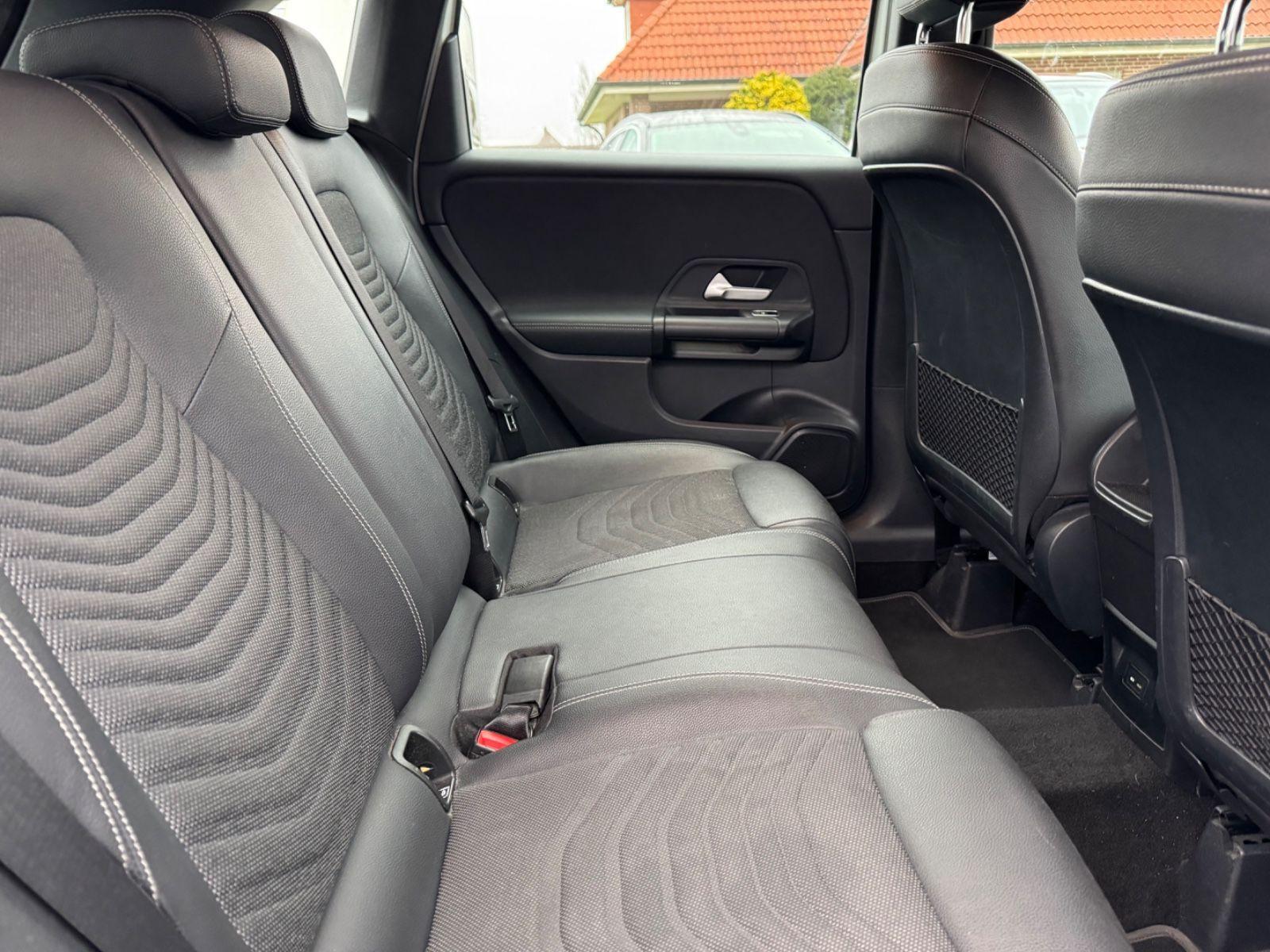 Mercedes-Benz B 180 d,VCockpit,NAVI,KAMERA,LEDER,SHZ,SPUR,1.HD