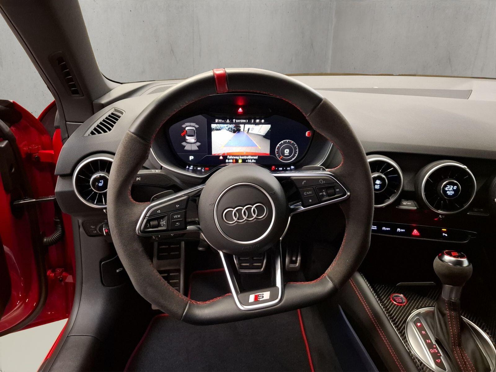 Audi TTS TFSI 235(320) kW(PS) S tronic