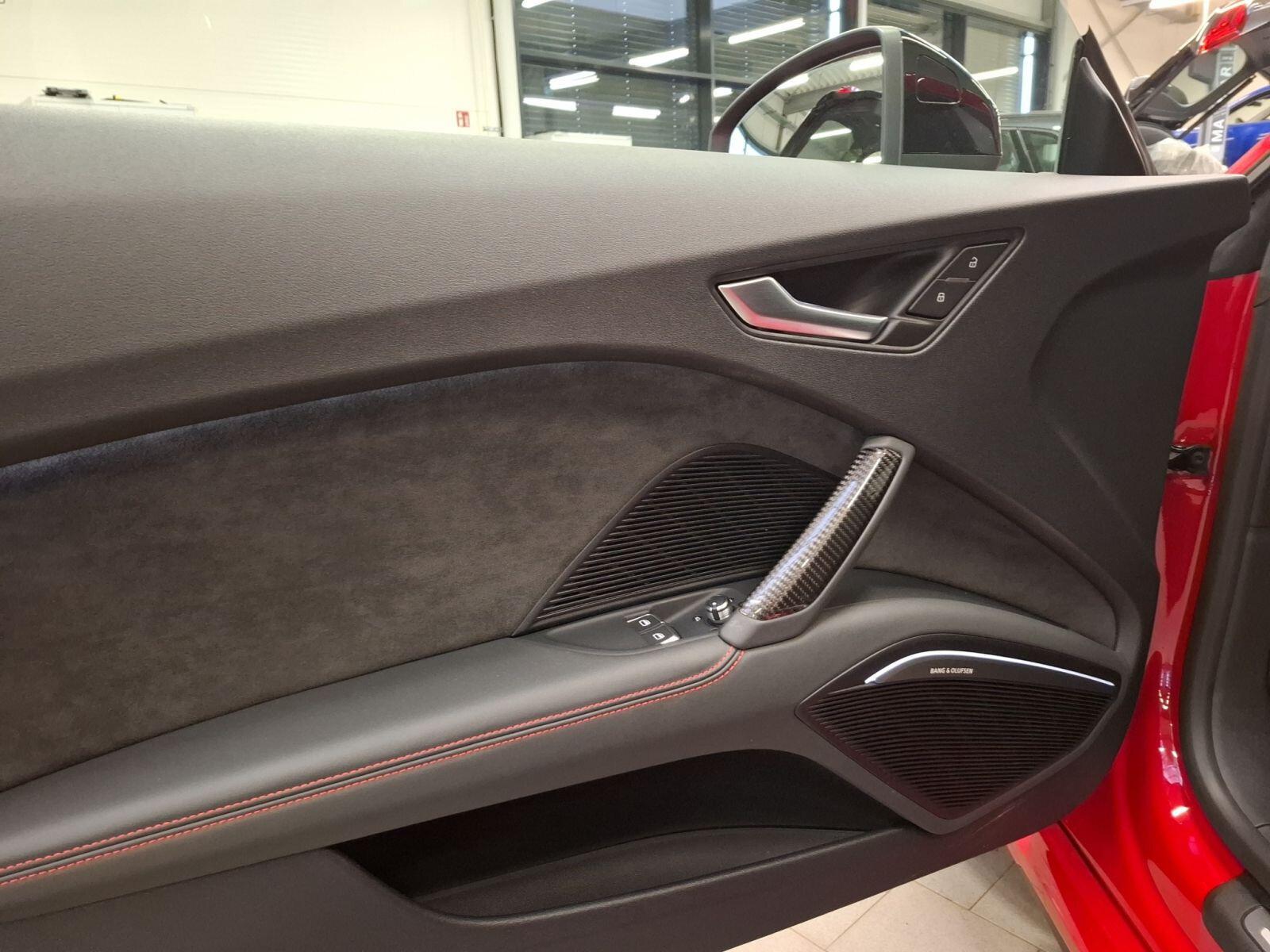 Audi TTS TFSI 235(320) kW(PS) S tronic